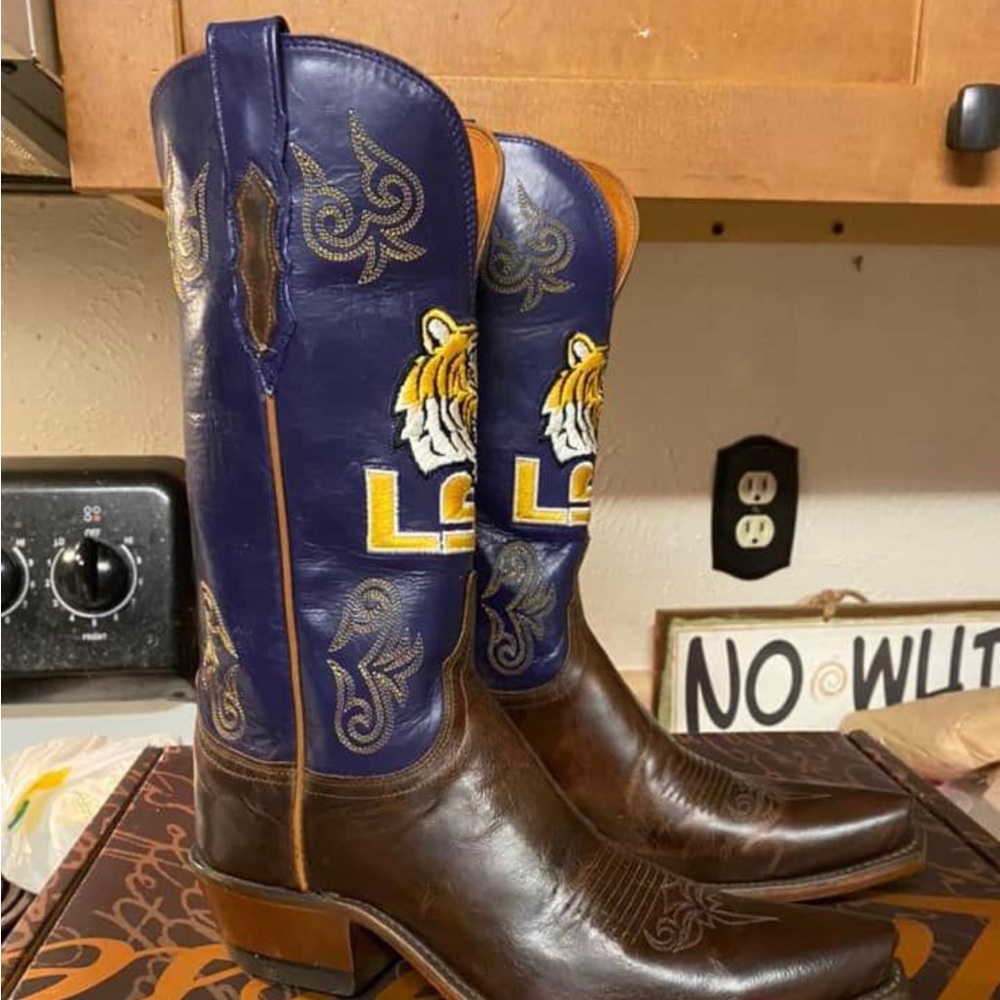 Lucchase Licensed LSU Embroidered Boots, Still in Box